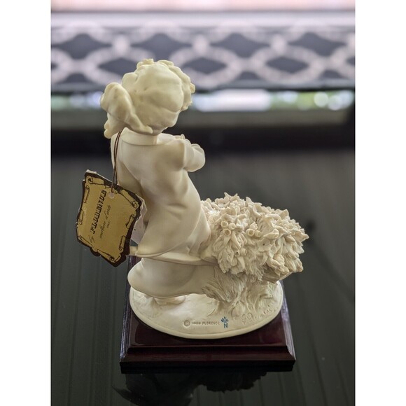 Giuseppe Armani Porcelain Figurine 10” Italy 1988 Capodimonte Girl w Wheelbarrow - Picture 15 of 16